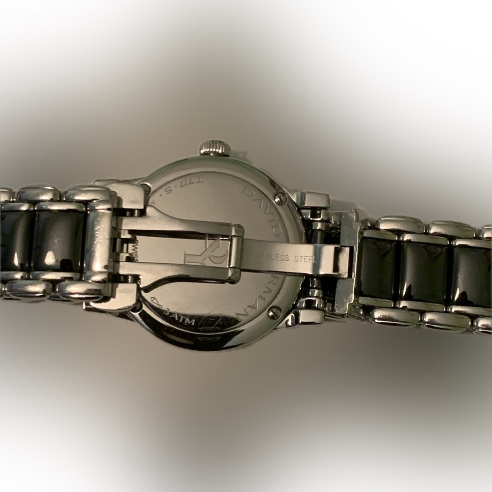 David Yurman Classic Stainless Steel Ceramic And Diamond Watch. Retail $4,500 - Picture 10 of 10